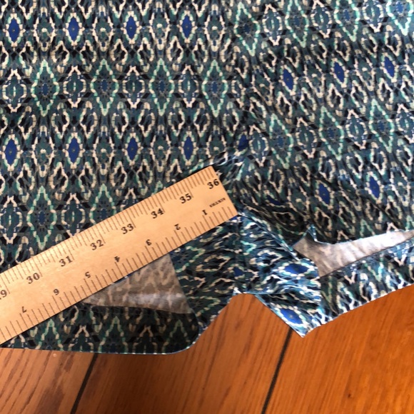 H&M geometrical print Chino style shorts size 10 - Picture 8 of 8